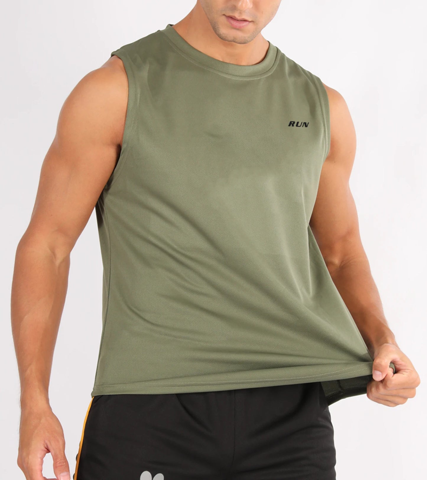 Men's summer fitness vest, fitness training suit, speed fitness, loose fitting sleeveless shirt, fashionable basketball vest